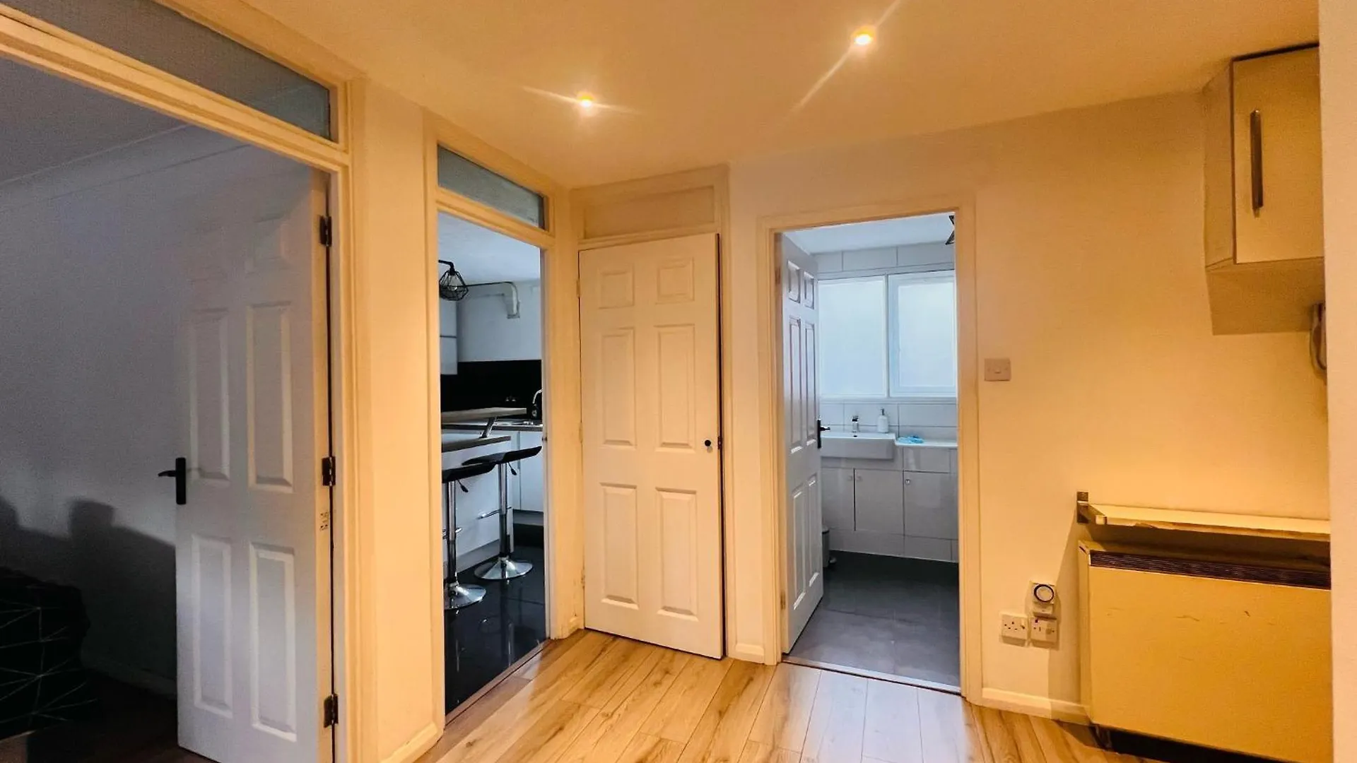Charming 3-Bedroom, Bow, London